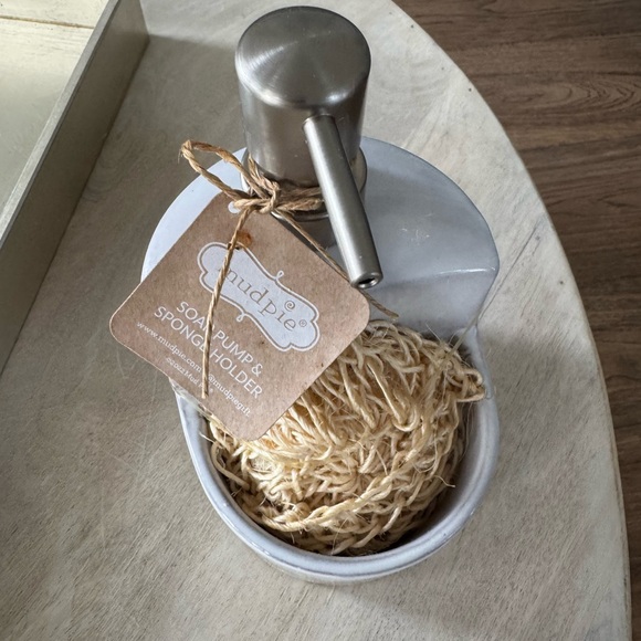 $29 NWT Mud Pie Happy Home Soap & Sponge Holder - Picture 2 of 4